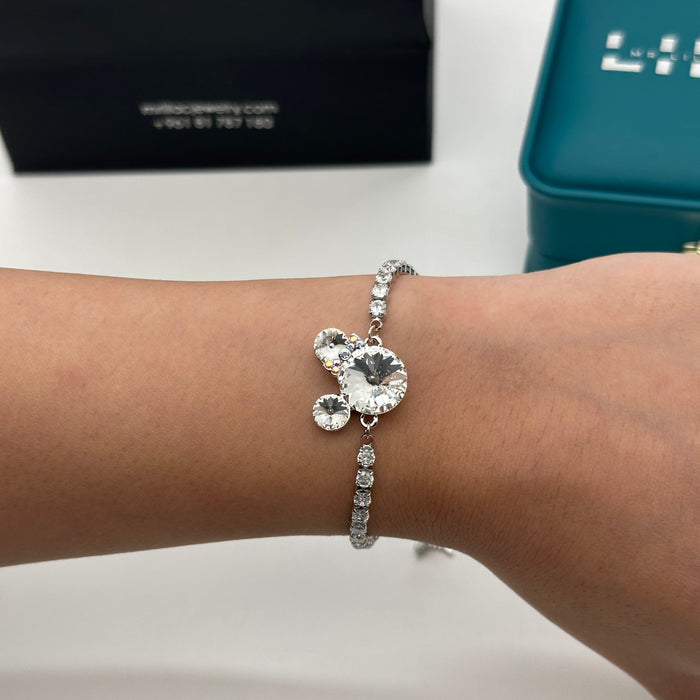 Swarovski Radiant Cluster Bracelet – Crystal Elegance