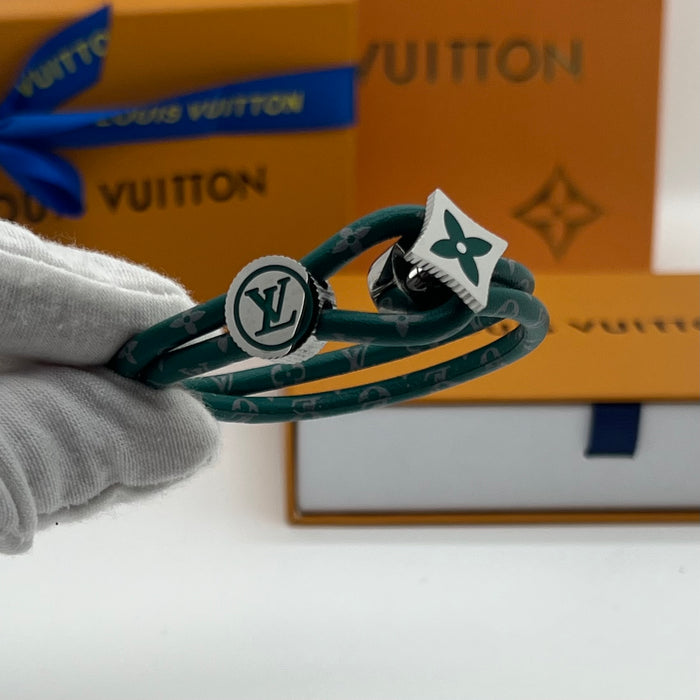 LV Eclipse Double Bracelet  
 Color: Black / dark green