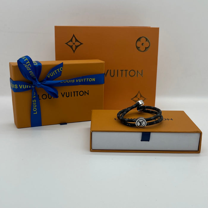 LV Eclipse Double Bracelet  
 Color: Black / dark green