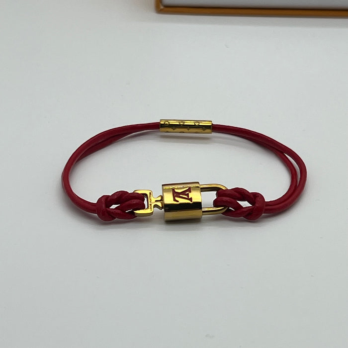 Name: LV Confidential Bracelet Lock Leather Bracelet style
 Color: Red / Black
