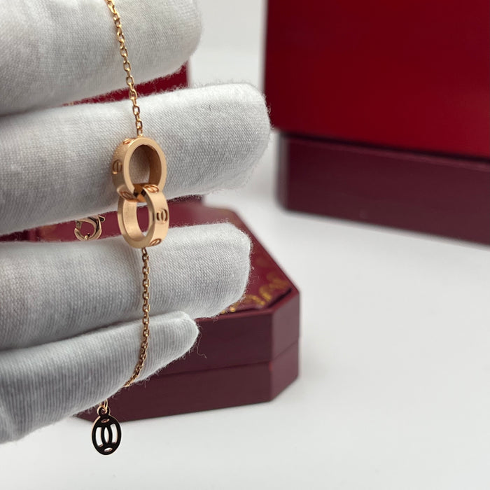 LOVE Bracelet, Interlocking Rings 
 Color: Gold, silver , Rose Gold