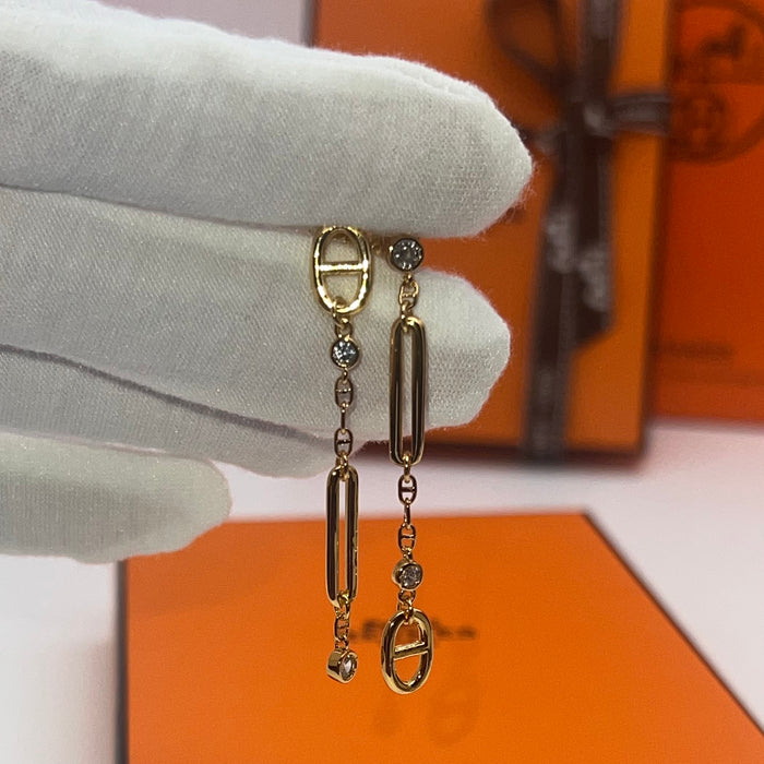 Hermès Farandole Asymmetrical Earrings / Chaîne d'Ancre Long Drop Earrings  
 Color: Gold