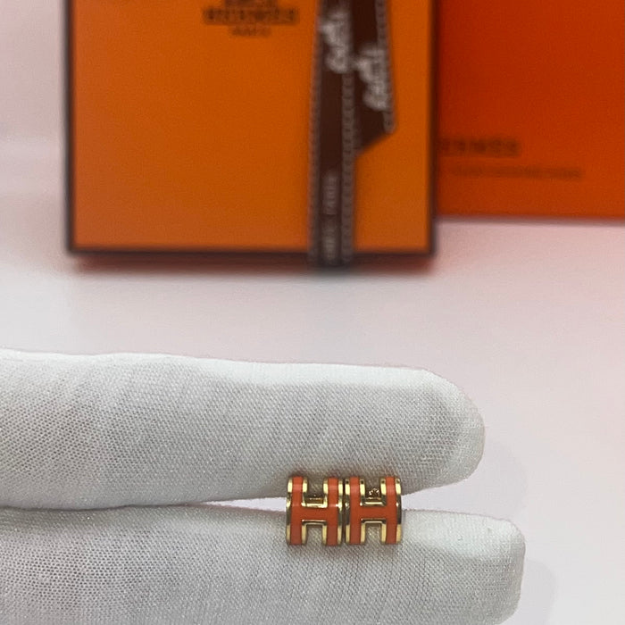Name: Hermès Farandole Earrings / Chaîne d'Ancre Drop Earrings  
 Color: white/burgundy/black/orange nude pink/greige (gold tone)
