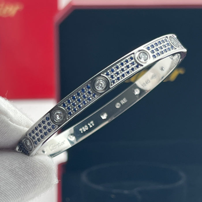 LOVE Bracelet, SapphireEdition  
 Color: Silver with blue crystal