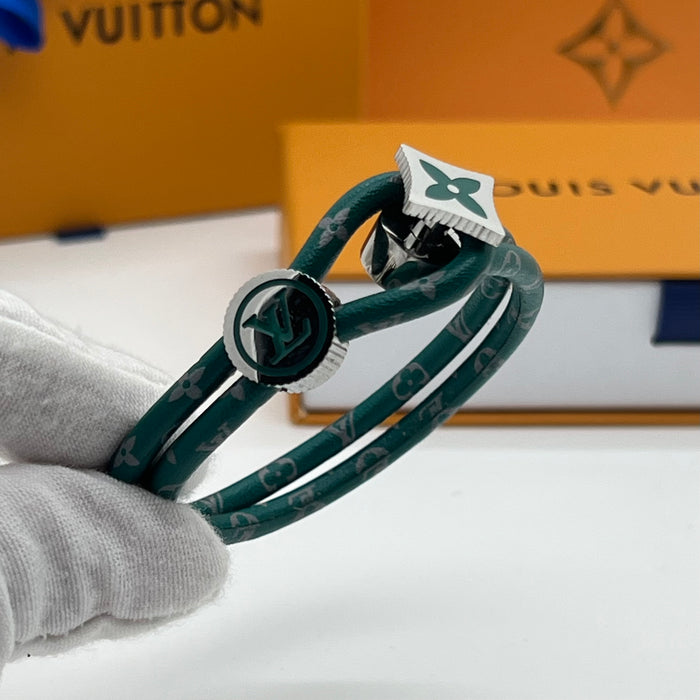 LV Eclipse Double Bracelet  
 Color: Black / dark green