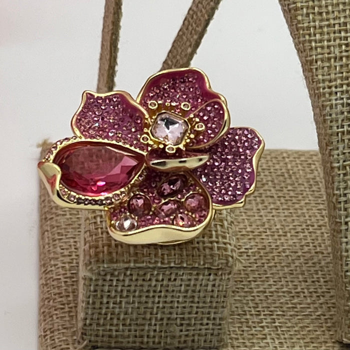 Swarovski Idyllia Pink Flower Ring  
 Color: Shades of pink and magenta with a clear/light center crystal