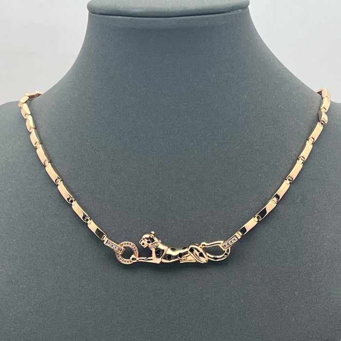 Panthère de Cartier Necklace (Inspired)  
 Color: Gold /rose gold/silver