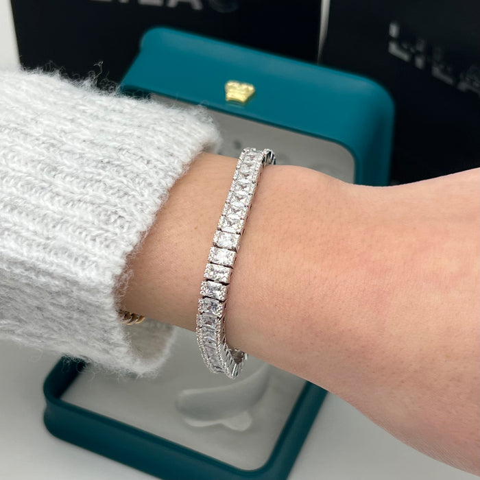 Royal Gold-Silver Tone Tennis Bracelet – 16cm