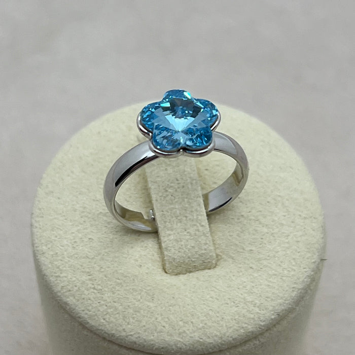 Swarovski Crystal Clover Ring – Aurora & Ocean Blue