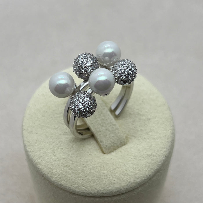 Elegant Pearl & Crystal Cluster Ring – Adjustable Silver Tone