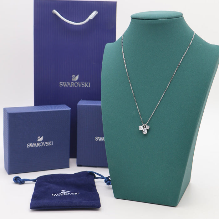 Swarovski Sparkling Cluster Pendant Necklace – Clear Crystals - 5571077