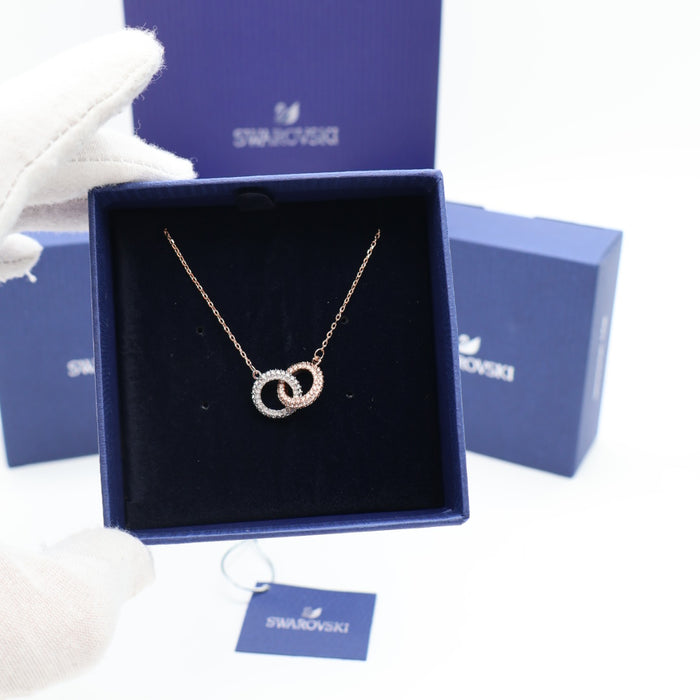 Elegant Swarovski Sparkling Necklace - 5414999