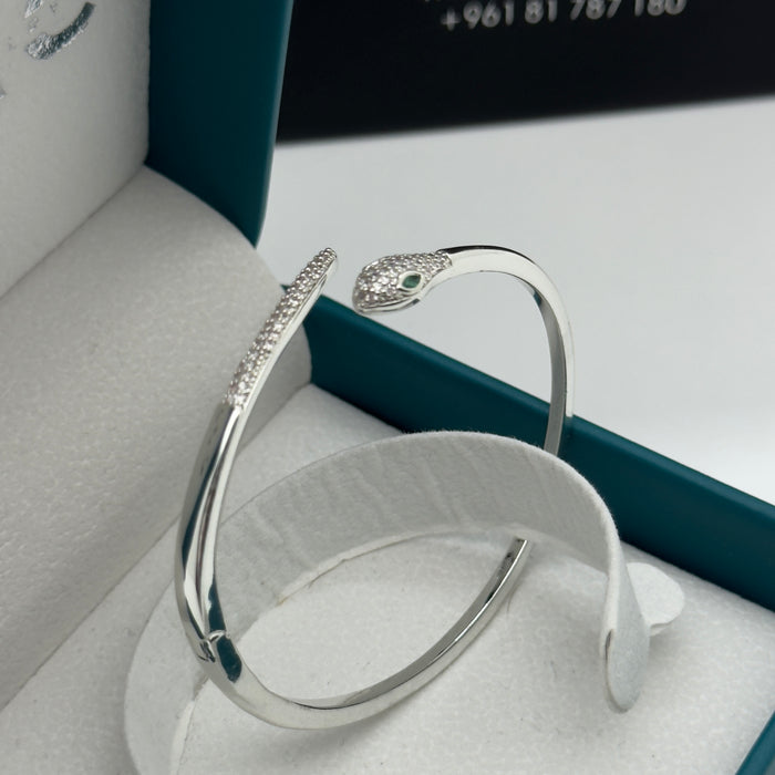 Women Premium Fashion Bracelet