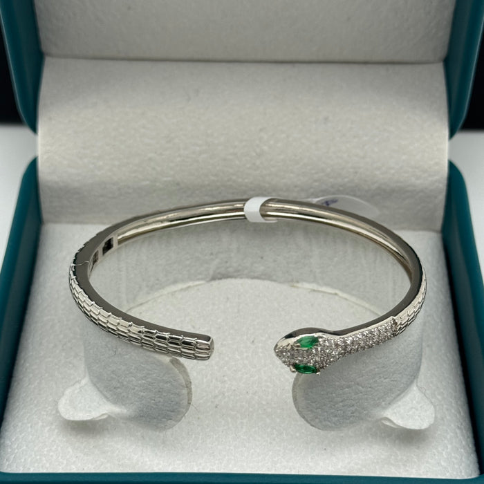 Women Premium Fashion Bracelet