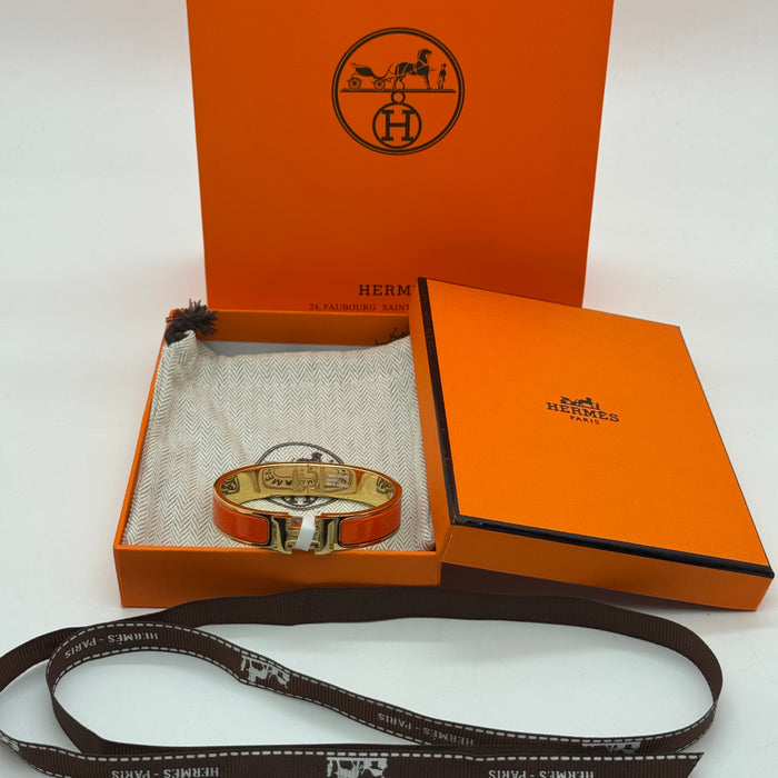 Hermès Clic H Bracelet – Enamel with Gold Tone