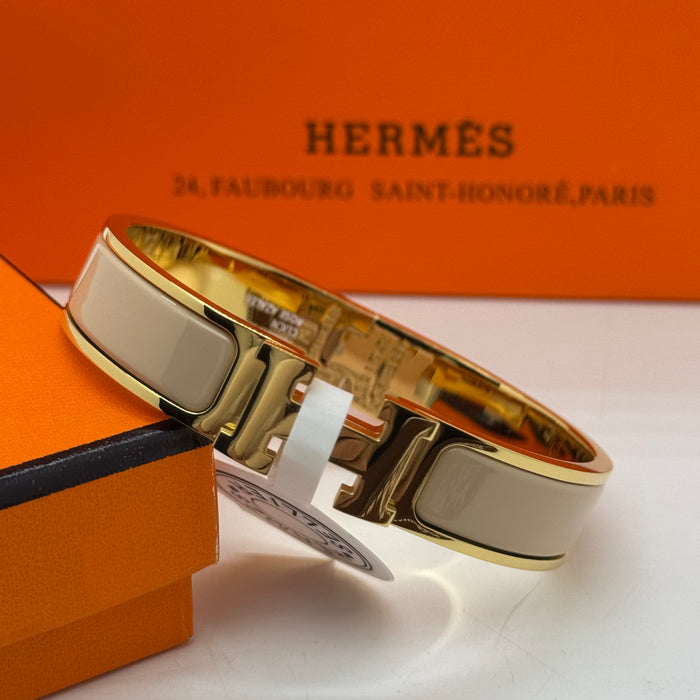 Hermès Clic H Bracelet – Enamel with Gold Tone