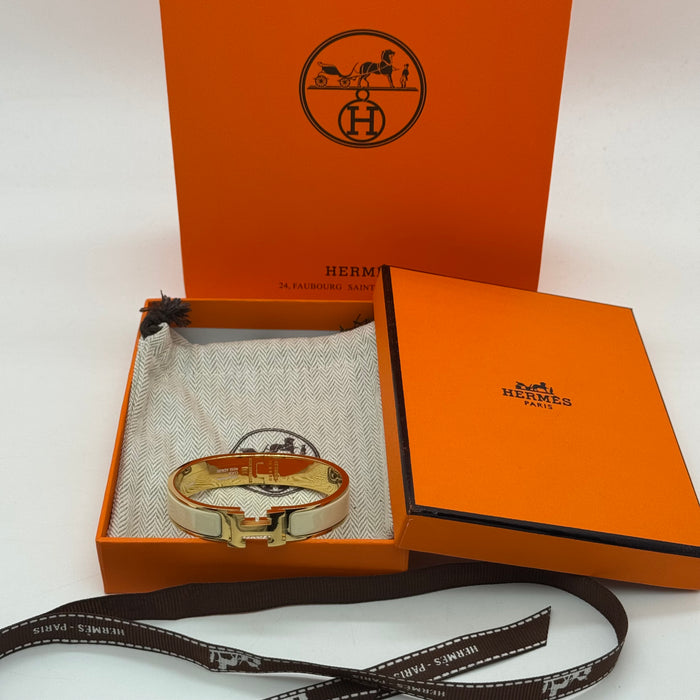 Hermès Clic H Bracelet – Enamel with Gold Tone
