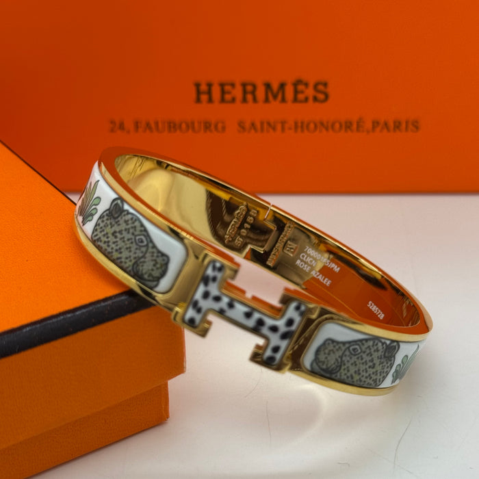 Hermès Clic H Jungle Love Enamel Bracelet – Gold Finish