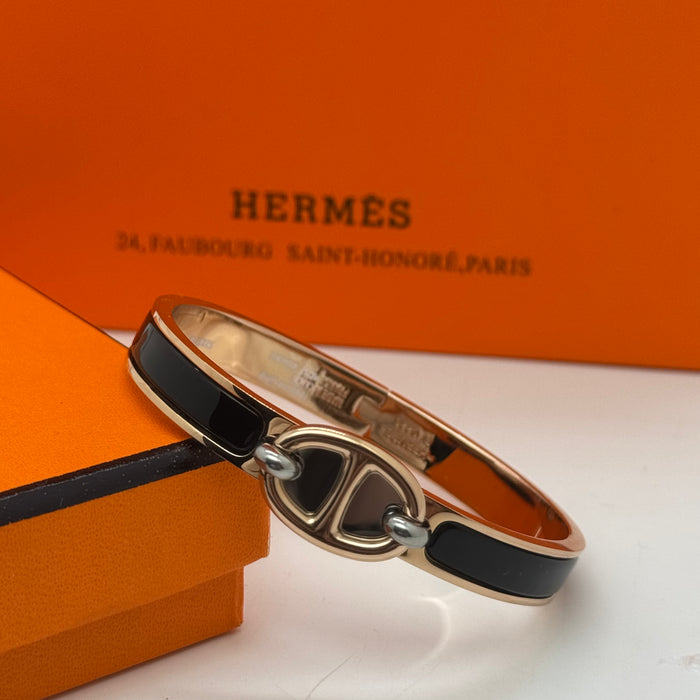 Hermès Chaine d’Ancre Clasp Enamel Bracelet – Rose - Gold Tone
