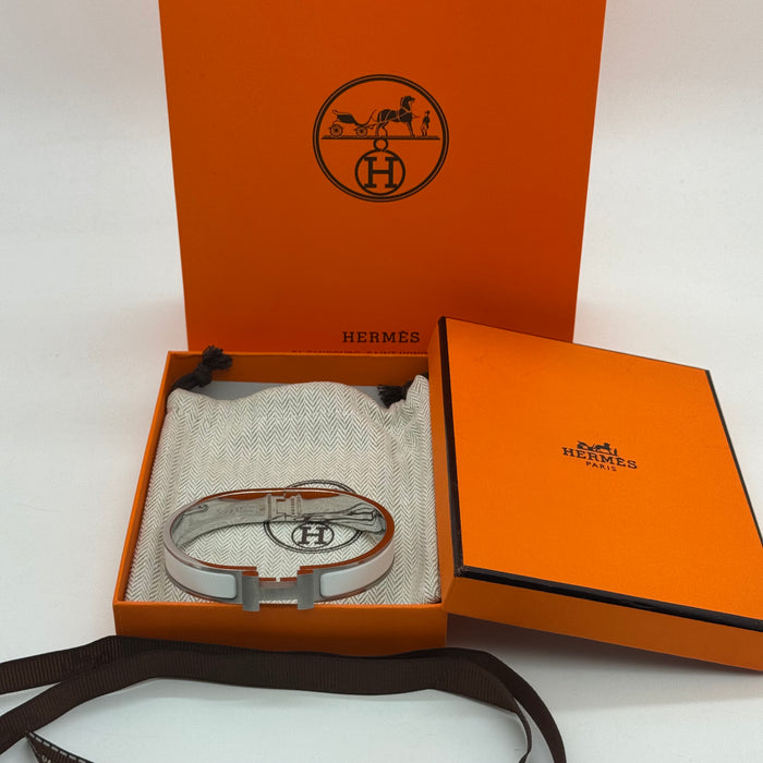 Hermès Clic H Matte Enamel Men's Bracelet – Silver & Matte