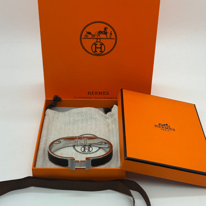 Hermès Clic H Matte Enamel Men's Bracelet – Silver & Matte