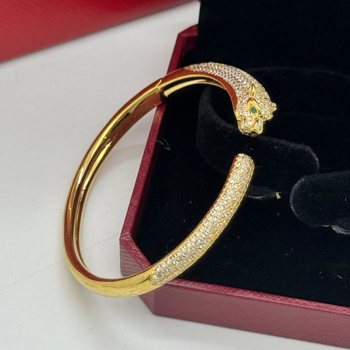 Cartier Panthère de Cartier Bracelet – Paved Panther Head Design (Gold, Silver & Rose Gold)