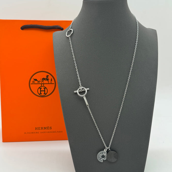 Hermès Chaine d’Ancre Split Charm Toggle Necklace — Black & Red