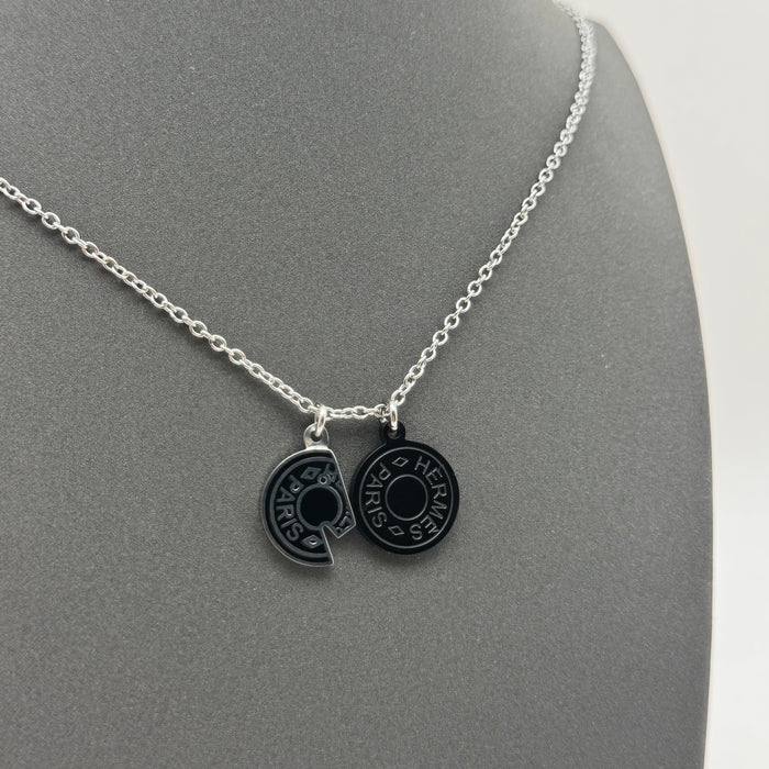 Hermès Chaine d’Ancre Split Charm Toggle Necklace — Black & Red